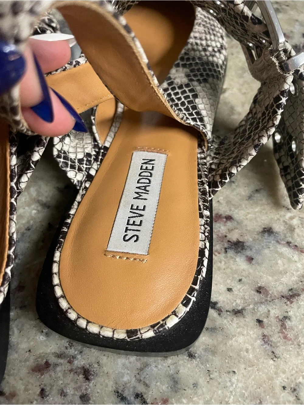 Steve Madden Graya Snakeskin Buckle Slingback Flats point toe woman 9.5